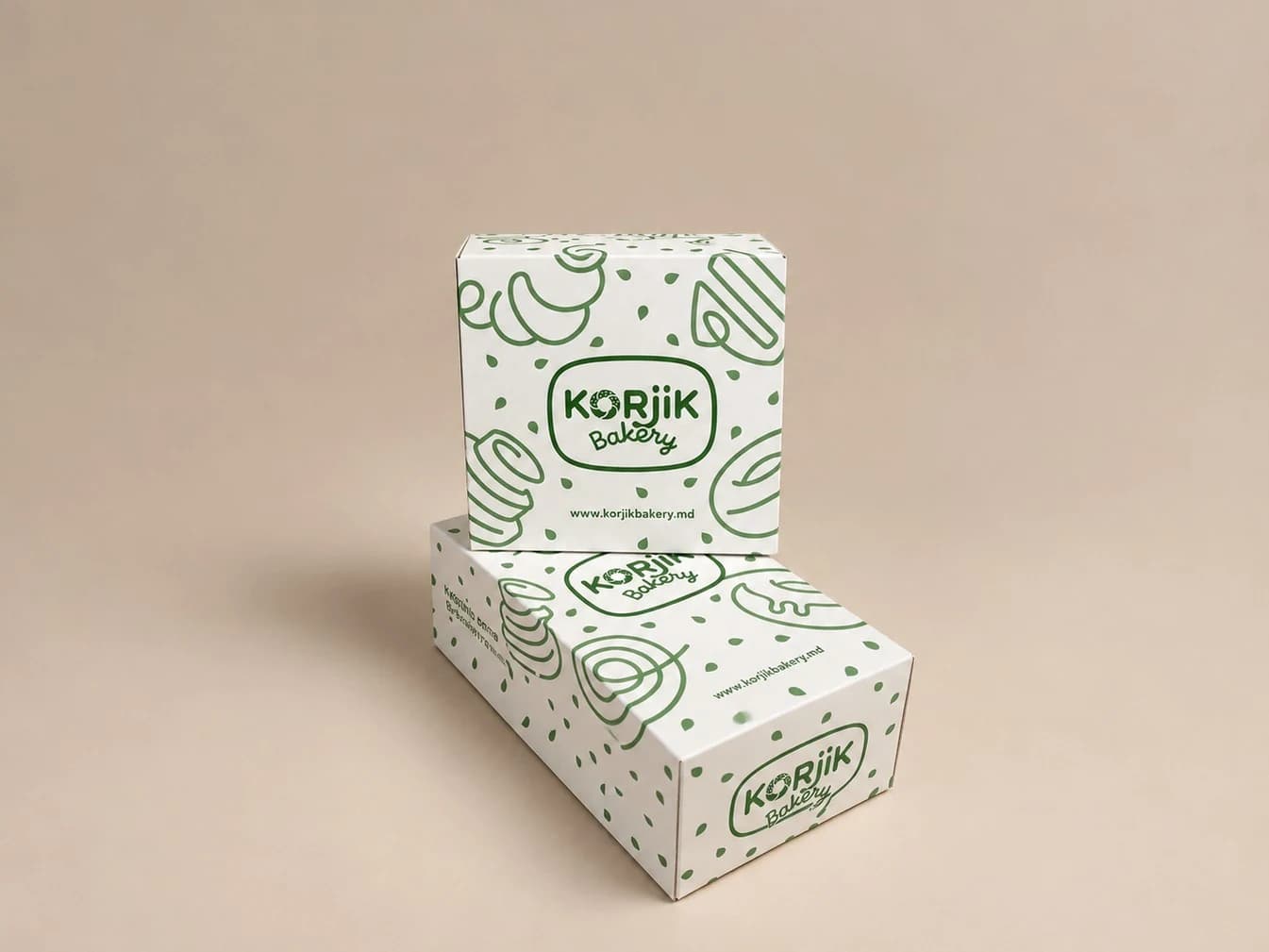 Cutii personalizate pentru Korjik Bakery, cu print propriu și ilustrații de patiserie